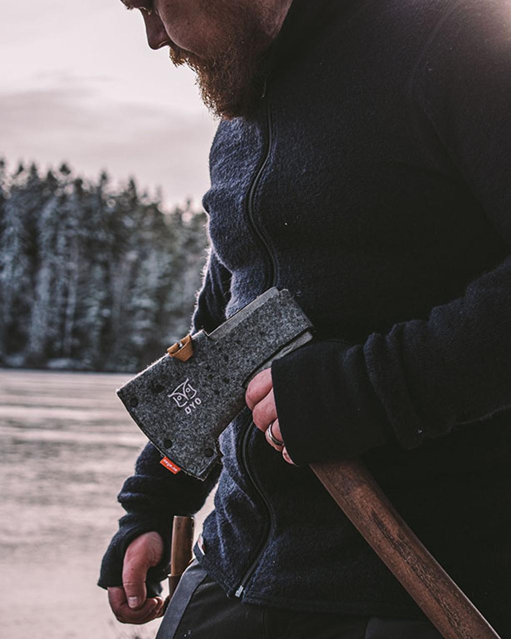 Bushcraft axe